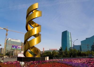 Chine Conception à la mode de forme d'ADN de sculpture peinte par décoration urbaine en métal à vendre