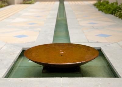 China Característica de acero grande del jardín del cuenco de la característica del agua del cuenco de la decoración del jardín/del agua de Corten en venta