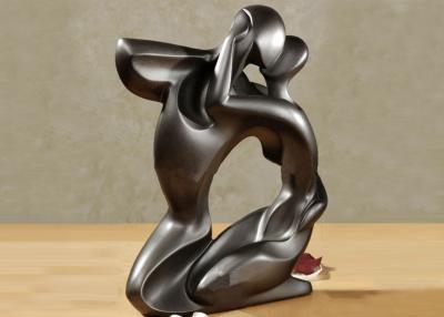 China Abstract Bronze Statue Kissing Love Couple Thermal Coloring Coating for sale