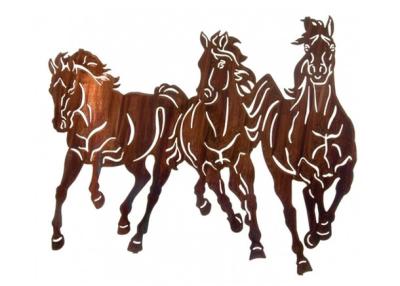 China Het professionele Grote Beeldhouwwerk van het de Kunstmetaal van de Wild paardmuur voor Huisdecoratie Te koop