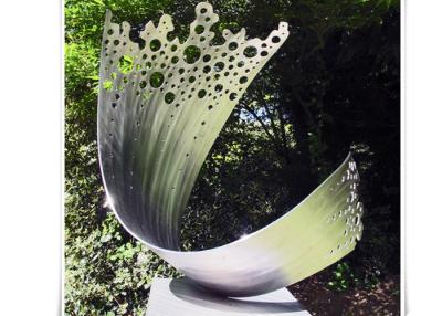 China Art Waveform Sculptures Metal Garden Flowers Sculpture Customized Size for sale