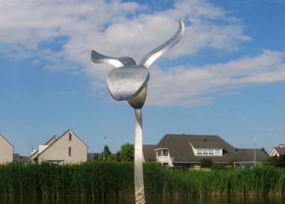 China Beautiful Tulip Flower Stainless Steel Sculpture In Water , Matt Finish for sale