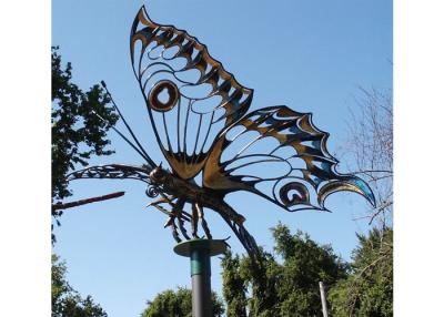 Cina Farfalla all'aperto dell'acciaio inossidabile della scultura del metallo dell'insetto gigante del giardino per paesaggio in vendita