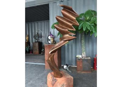 China El jardín moderno del metal esculpe la escultura de bronce occidental antigua del bastidor en venta