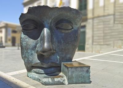 China Escultura de bronze feita sob encomenda da cara da estátua do bronze da decoração da arte moderna à venda
