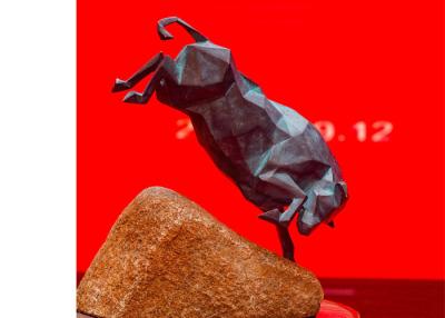 Китай Крытая декоративная Handcrafted скульптура Bull отливки бронзовая продается