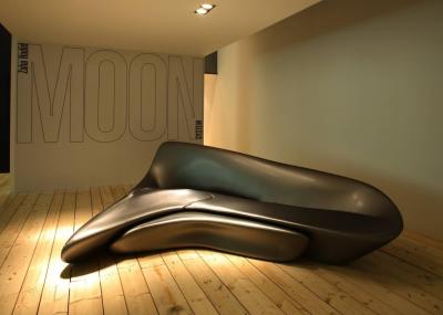 China Black Moon System Sofa With Ottoman ,  Modern Leather Foam Zaha Hadid Sofa for sale