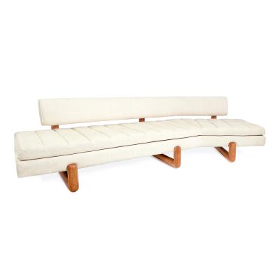 China Velvet Or Linen Modern Classic Sofa With Solid Mahogany Legs , White for sale