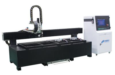 China Small Flat Fiber Laser Cutting Machine For Metal Materials for sale