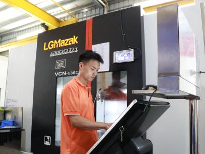 China Juguetes modificados para requisitos particulares que moldean el material superior de las bases de molde JIS S50c ASTM en venta