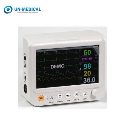 China First Aid Patient Vital Signs Monitor Anti Jamming Analog Output for sale