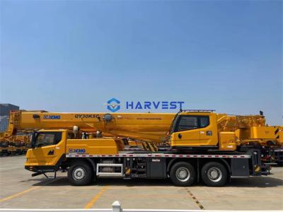 China Altura de elevación los 43m del auge de XCMG 30 Ton Mobile Truck Crane QY30K5C 5-Section en venta