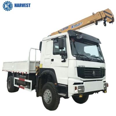 China 4t Lifting Capacity Sinotruk LHD 4x4 All Wheel Drive 266hp Truck Mounted Crane for sale