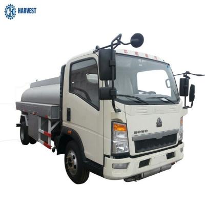 China Howo 116hp 5000L Capacity 4x2 Light Duty Fuel Tanker Lorry With Flow Meter for sale