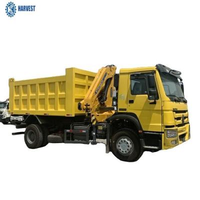 China Sinotruk Howo 266hp 4x2 SQZ105-3 Dump Truck Mounted 5 Ton Crane Truck for sale