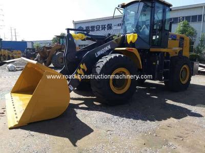China 2.4m3 125kW Heavy Equipment Wheel Loader 4 Ton XCMG LW400KN 120kN for sale