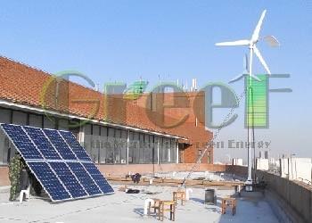 Chine 5kw outre de système solaire de grille avec l'inverseur des panneaux solaires 550W et de la charge de MPPT à vendre