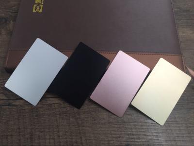 China Gravierte metallischer Druck-Aluminiumvisitenkarten, elegante Metallvisitenkarte zu verkaufen