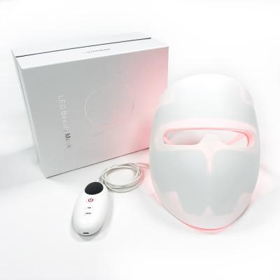 China 380nm To 850nm LED Light Therapy Mask Minimize Pore for sale