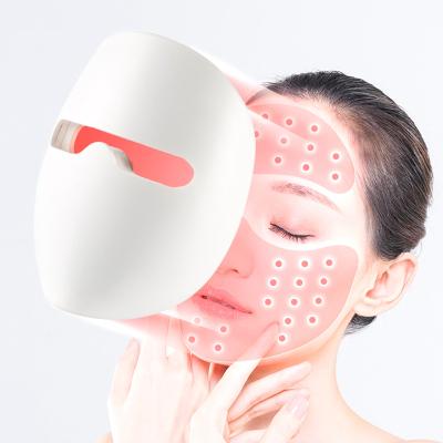 China Spot Removal Skin Firm Light Therapy Mask For Acne 480nm To 640nm for sale