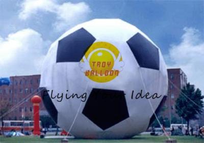 China globo inflable atractivo de la publicidad del 15m con la forma del fútbol para el partido en venta