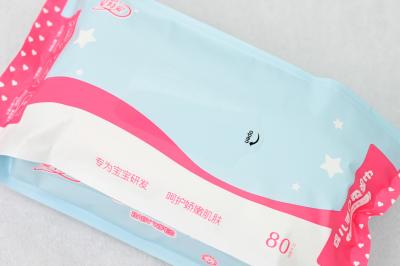 China 80pcs Water Baby Cleansing Wipes For Sensitive Skin Newborns Natural No Chemicals for sale