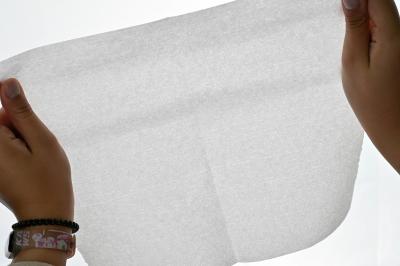 Chine Des serviettes de gym à usage unique en tissu non tissé en perles en relief OEM ODM à vendre