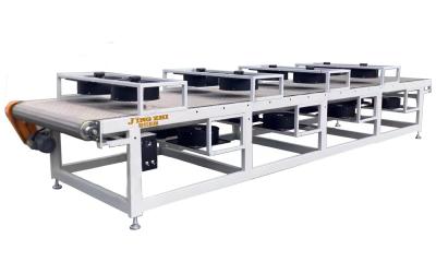 Chine Machine de revêtement de rouleaux UV de précision automatique pour plancher à vendre