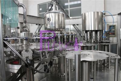 Chine Équipement de mise en bouteilles commercial de jus concentré par machine de remplissage à chaud de capacité élevée à vendre