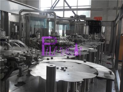 중국 Monoblock 액체 충전물 기계, 1개의 플라스틱 병 펄프 주스 충전물에 대하여 5 판매용