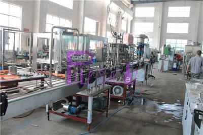 China Industriële de Kroon van de 6 Hoofdenfles het Afdekken Machine, het Verzegelende Materiaal van de Kroonkurkfles Te koop