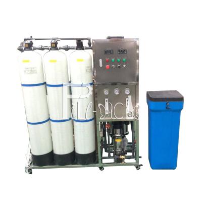 China Trinkwasser-Behandlungs-Maschine RO Umkehr-Osmose 250LPH Monoblock mit FRP-Filter zu verkaufen