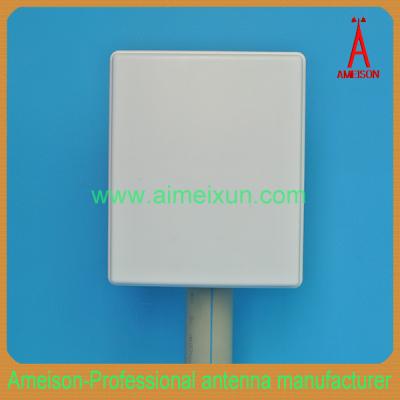 China Outdoor/Indoor 2.4GHz 10dBi Directional Wifi Panel Antenna Wall Mount Antenna for sale