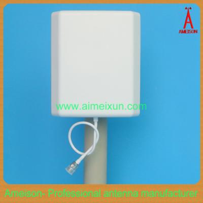 China 2.4GHz 10dBi Outdoor/Indoor Wifi Panel Antenna WLAN Directional Wall Mount Antenna for sale