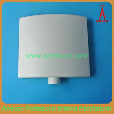 China Outdoor 2.4GHz 14dBi Wifi WLAN Panel Antenna Directional Wall Mount Antenna for sale