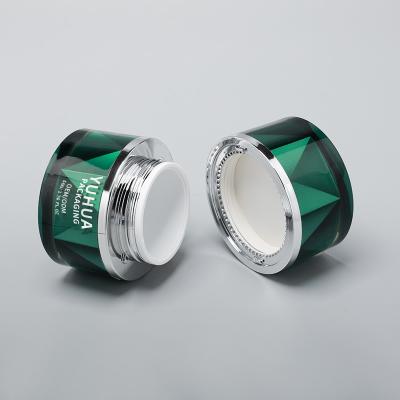 Chine Vase de crème en plastique de luxe 50g vide vert à double paroi Vase cosmétique pour soins de la peau à vendre