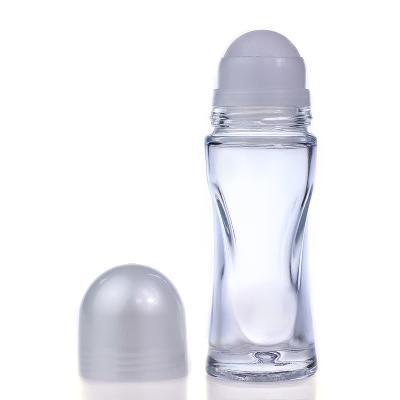 China rollo de cristal del cristal de botellas del rodillo 50ml en las botellas de perfume para los aceites esenciales en venta