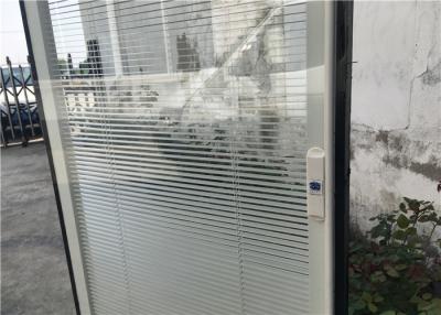Chine Aveugles horizontaux de modèle entre le verre, aveugles d'aluminium pour la fenêtre de porte à vendre