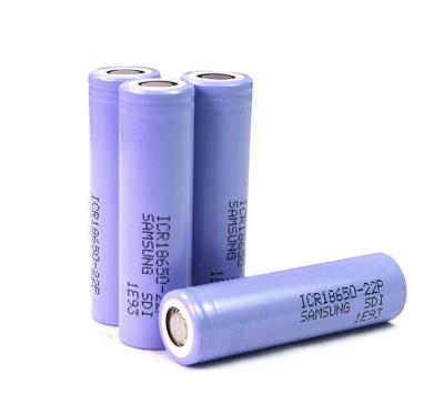 China Samsung ICR18650-22P 18650 Lithium Ion Cells 3.6V 2200mAh 800 Times Cycle Life for sale