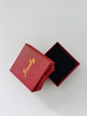 중국 팬톤 / CMYK 골판지 박스를 엠보싱 처리하는 소매 박스를 패키징하는 선물 판매용