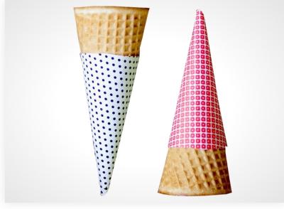 China Disposable Light Film 4C Eco Friendly Food Packaging 4 Color Icecream Cone Sleeves Te koop