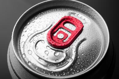 China latas de bebida de alumínio de 150ml 185ml que reciclam testes do GV à venda