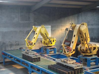 China Robot Setting System Automatic Brick Making Machine 0.8Mpa Pressure for sale