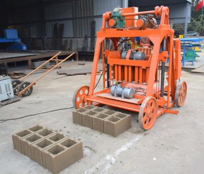 China Halstec 40-3A Egg Layer Cement Block Molding Machine 5000 Bricks Per Day 6.7kw for sale