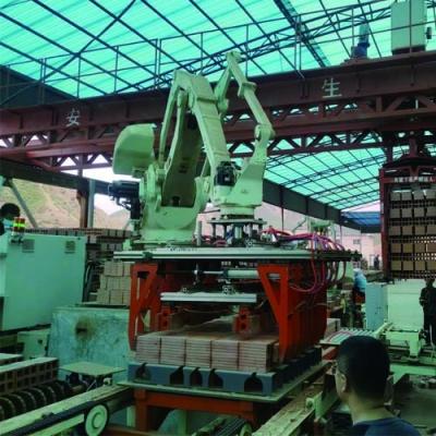 China 700 kg automatische robot stapelmachine voor het maken van klei stenen Te koop