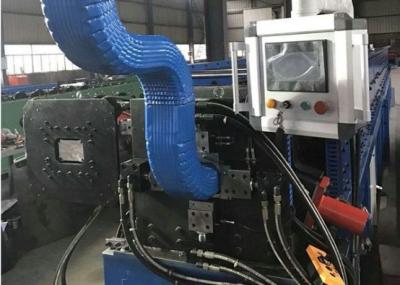 Chine Petit pain complètement automatique de tuyau de tuyau de descente d'eaux ménagères formant la machine en bas de la fabrication de tuyau à vendre