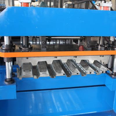 China Máquina de fabricación de baldosas de cubierta de placa de acero del sistema PLC 15 - 20 m/min en venta