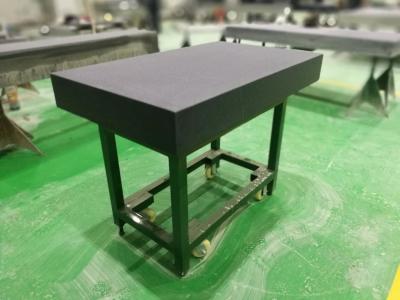 Chine Plat noir de surface de marbre de Tableau de laboratoire surface non glaring de 2000 x de 1000mm à vendre
