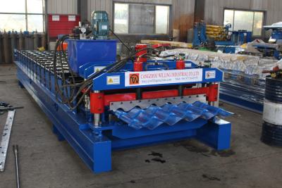 中国 機械を形作る機械によって艶をかけられるタイル ロールを形作るサファイアのハイウェーのガードレール ロール 販売のため