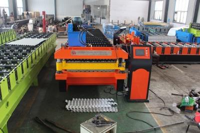 中国 金属の鋼鉄屋根のための機械を形作るPlc制御0.3mm二重層ロール 販売のため